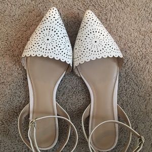 Laser Cut Old Navy Sandals White Size 8